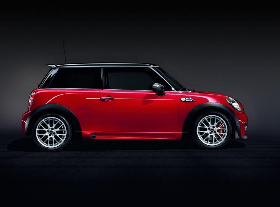  Mini Cooper JCW Clubman 2009 года  (фото 19 из 41)